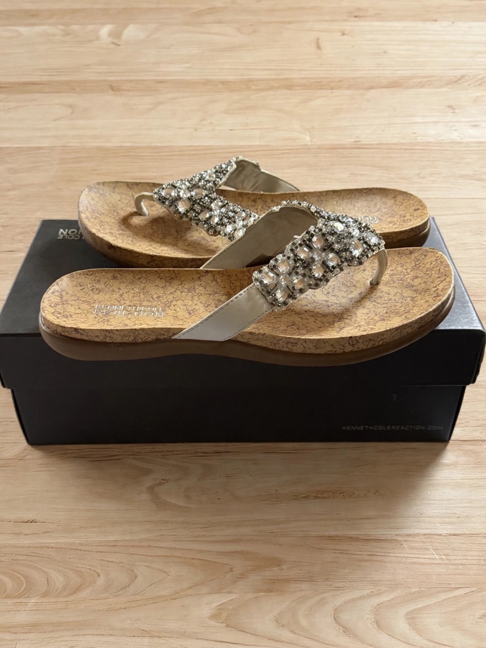 Kenneth Cole Crystal-Embellished White Cork Thong Sandals